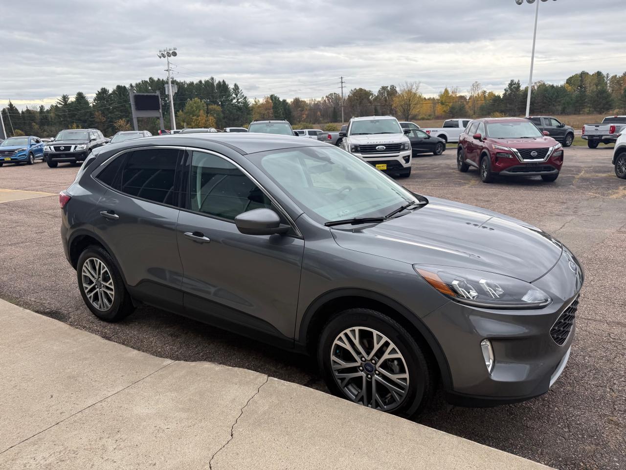 2022 Ford Escape SEL 4dr All-Wheel Drive Photo