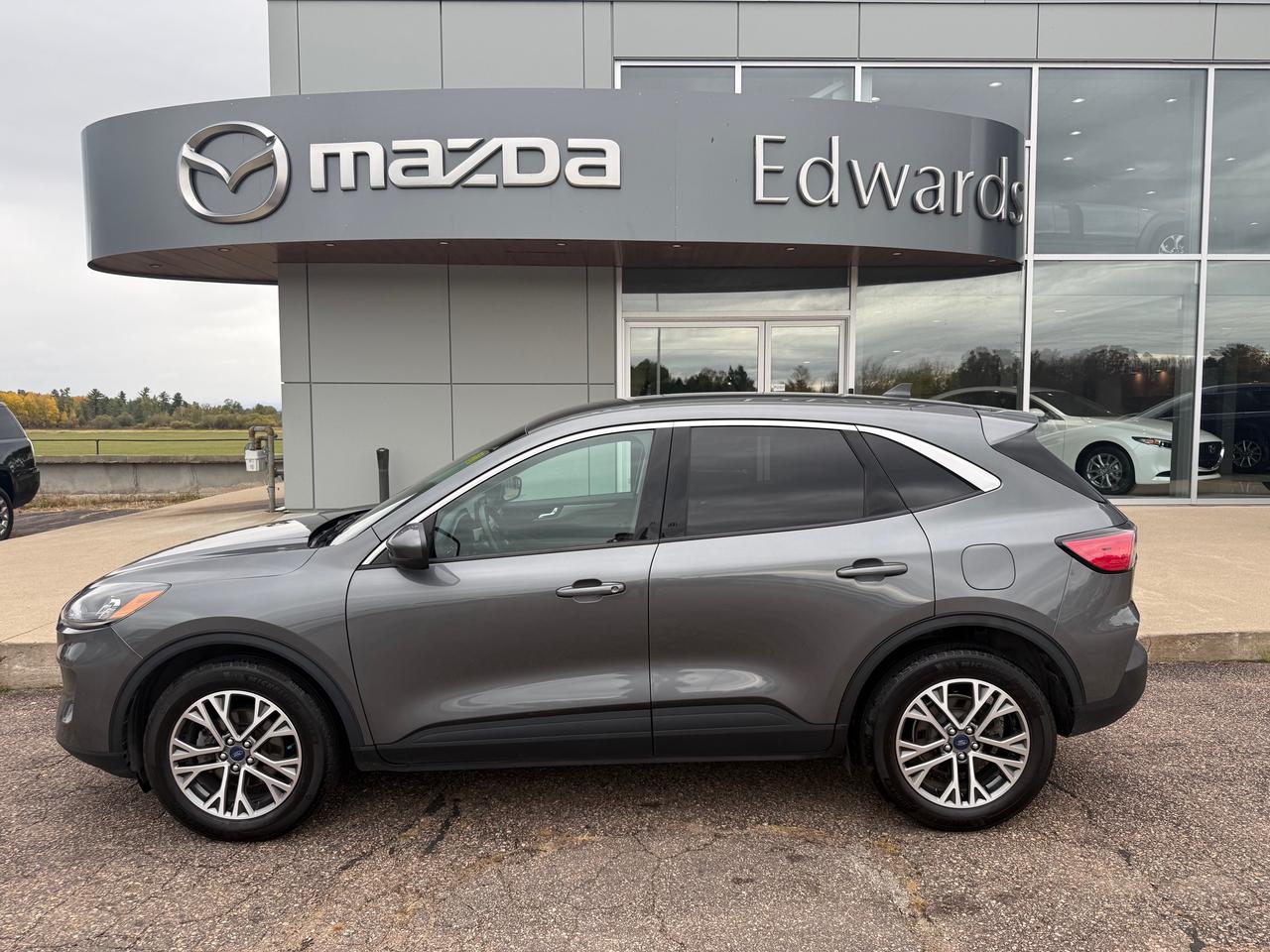 2022 Ford Escape SEL 4dr All-Wheel Drive Photo