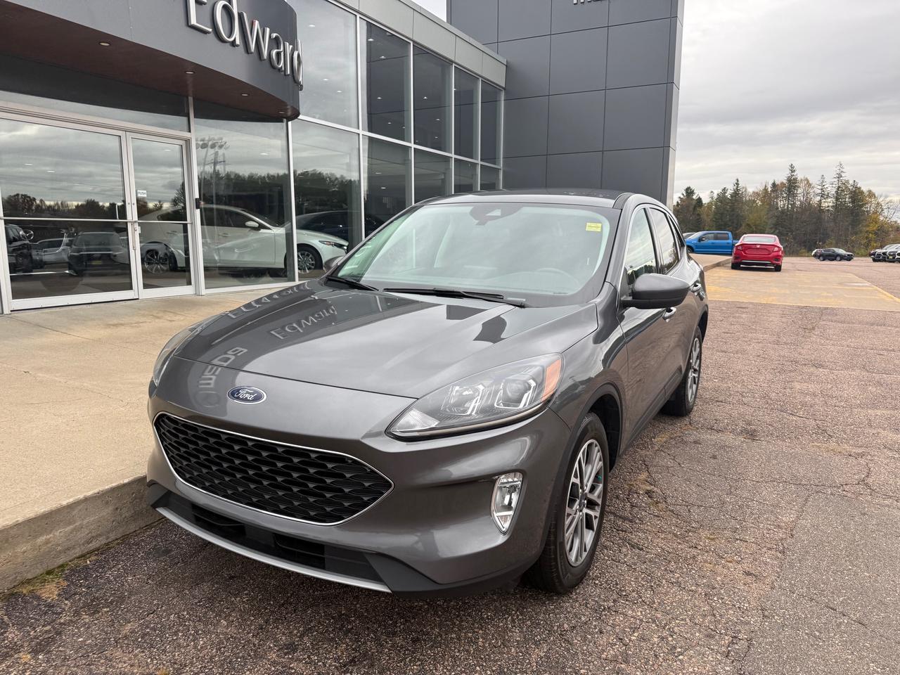 2022 Ford Escape SEL 4dr All-Wheel Drive Photo