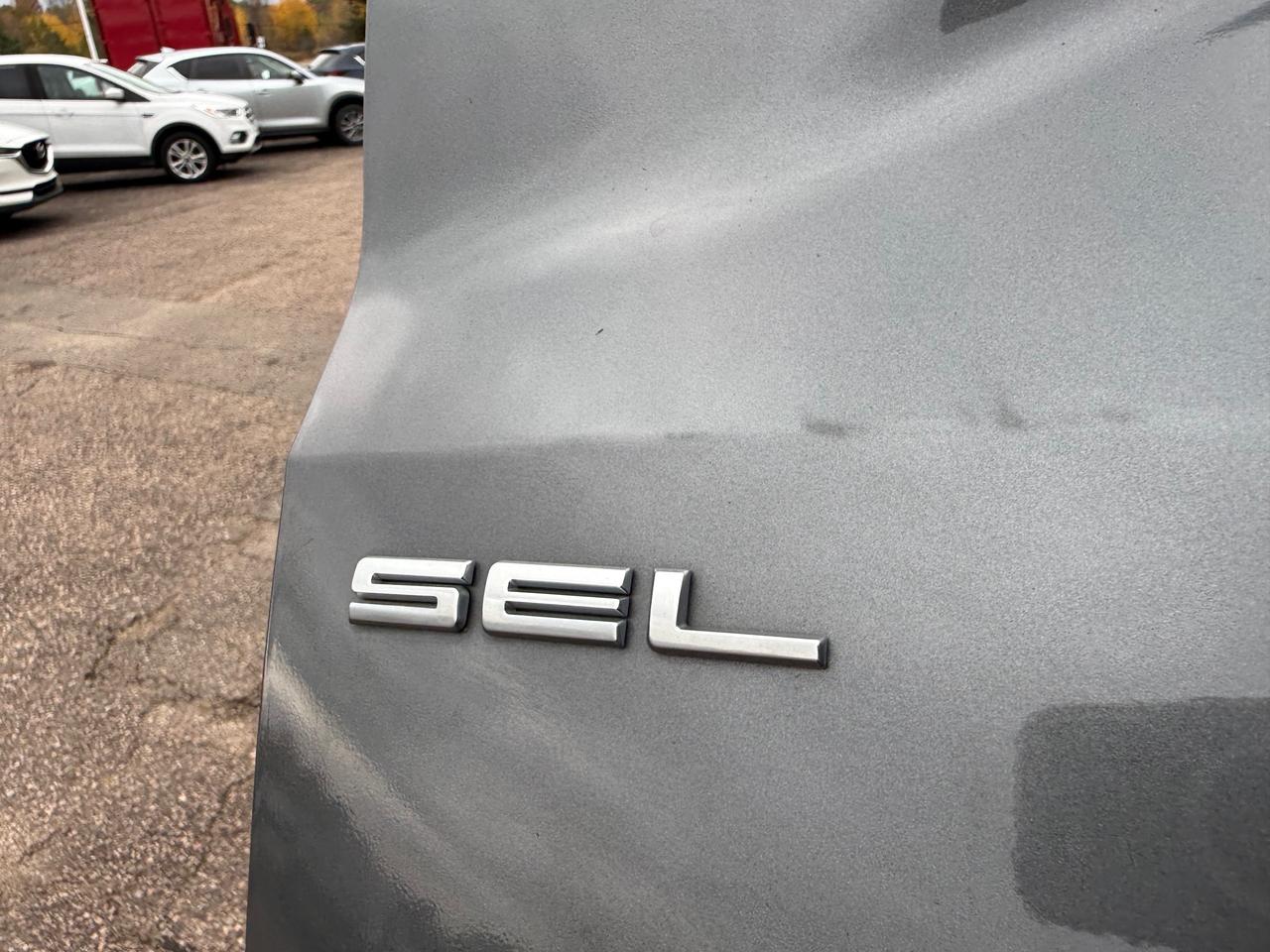 2022 Ford Escape SEL 4dr All-Wheel Drive Photo
