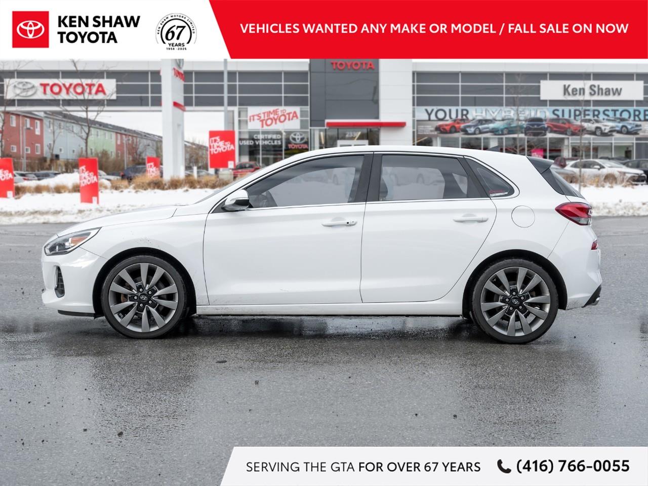 2018 Hyundai Elantra GT Sport (M6) 4dr Hatchback Photo3