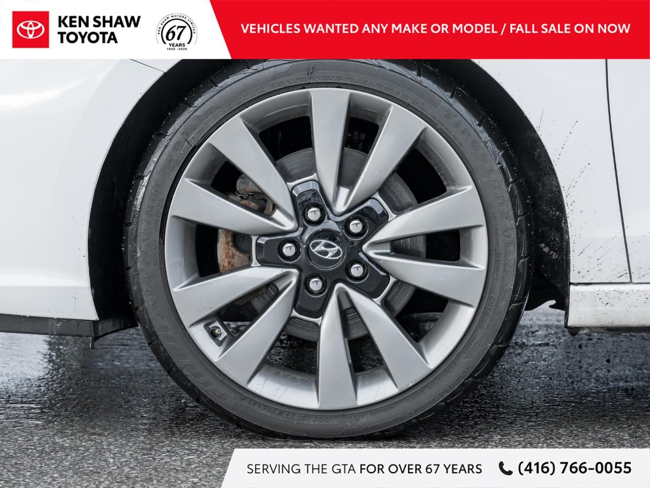 2018 Hyundai Elantra GT Sport (M6) 4dr Hatchback Photo4