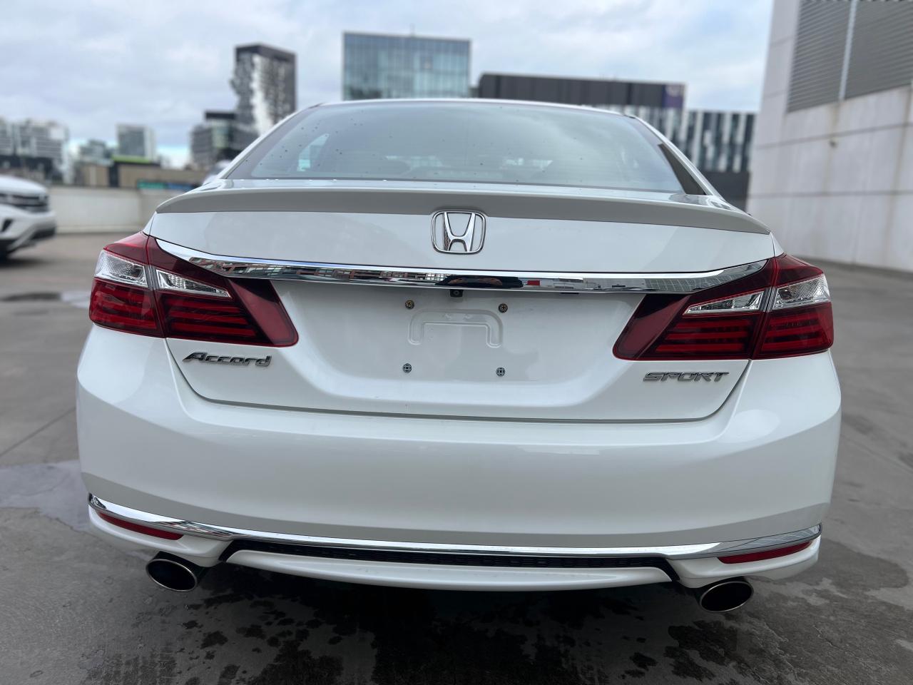 2017 Honda Accord Sport w/Honda Sensing (CVT) 4dr Sedan Photo