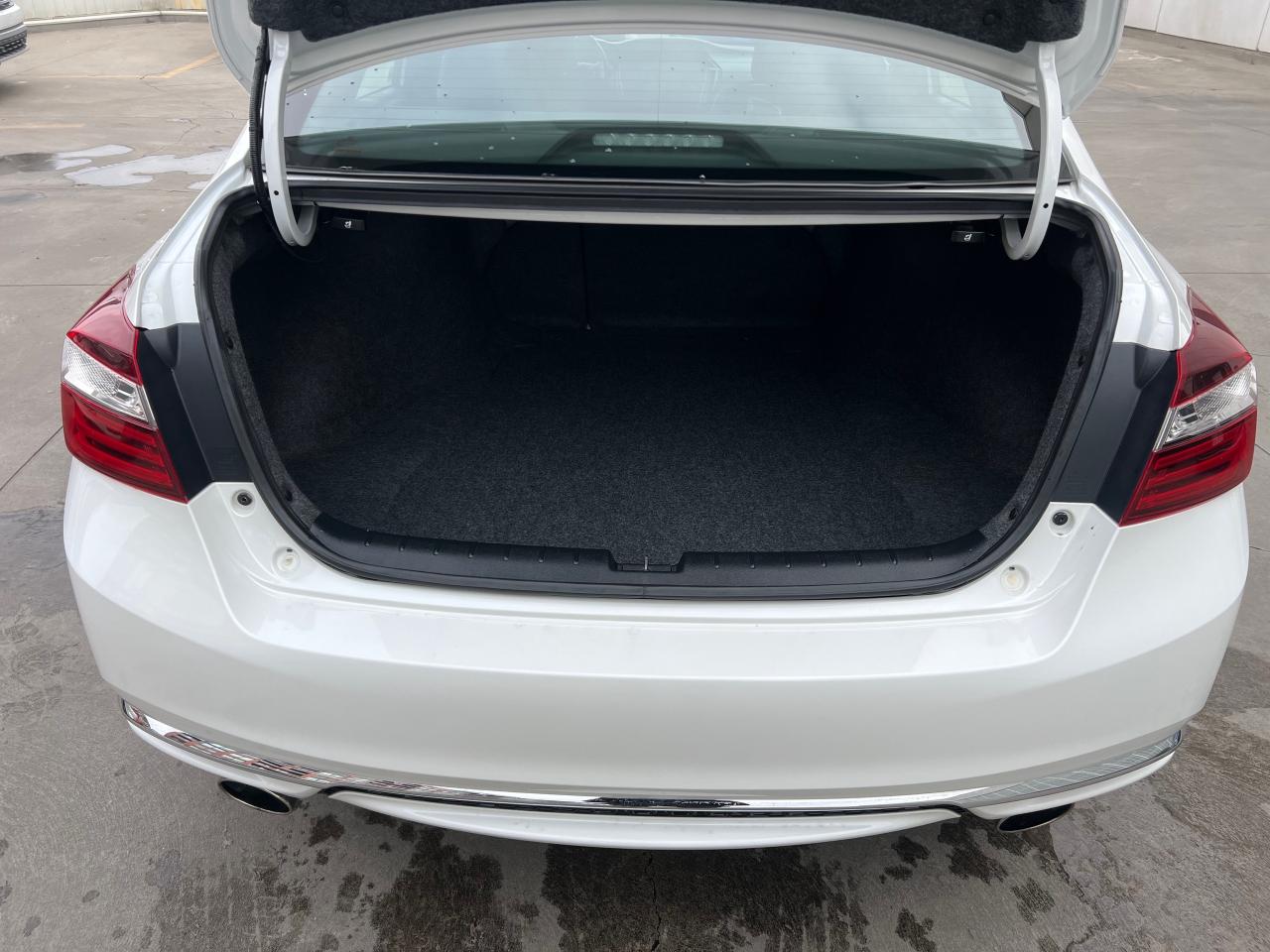 2017 Honda Accord Sport w/Honda Sensing (CVT) 4dr Sedan Photo