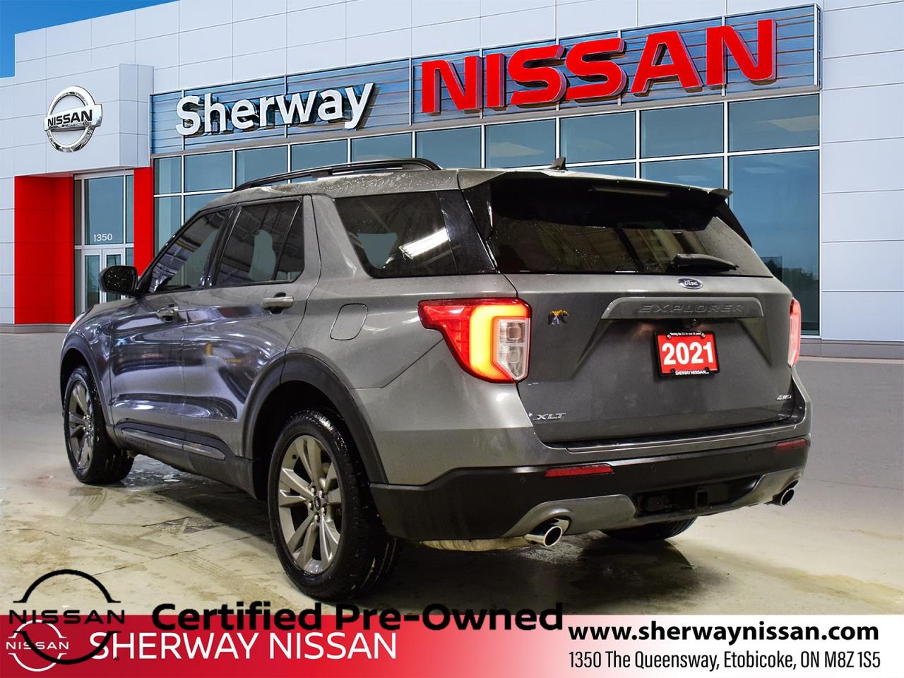 2021 Ford Explorer XLT 4DR 4X4 Photo3