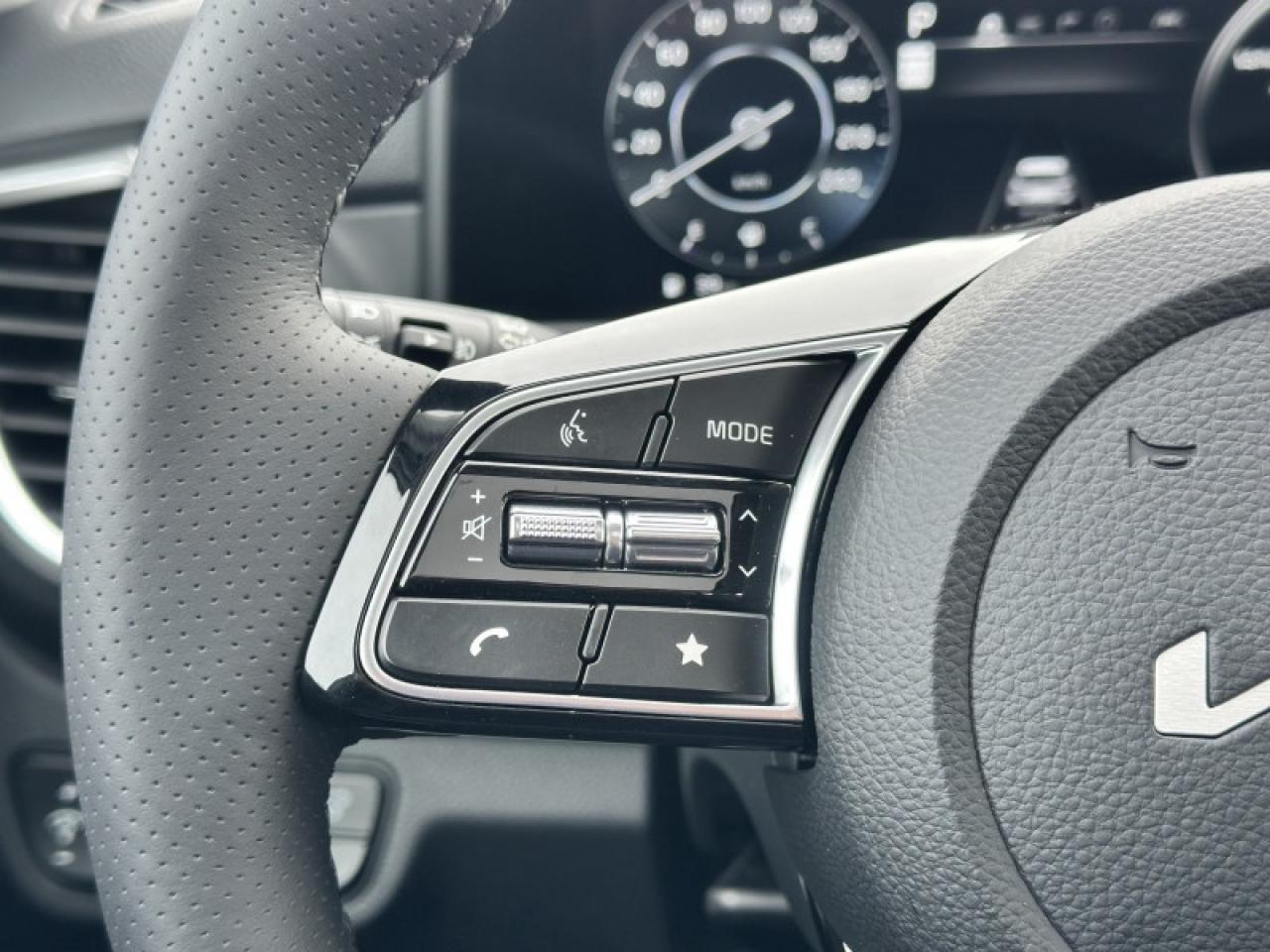 2026 Kia Seltos SX INTERIOR Photo