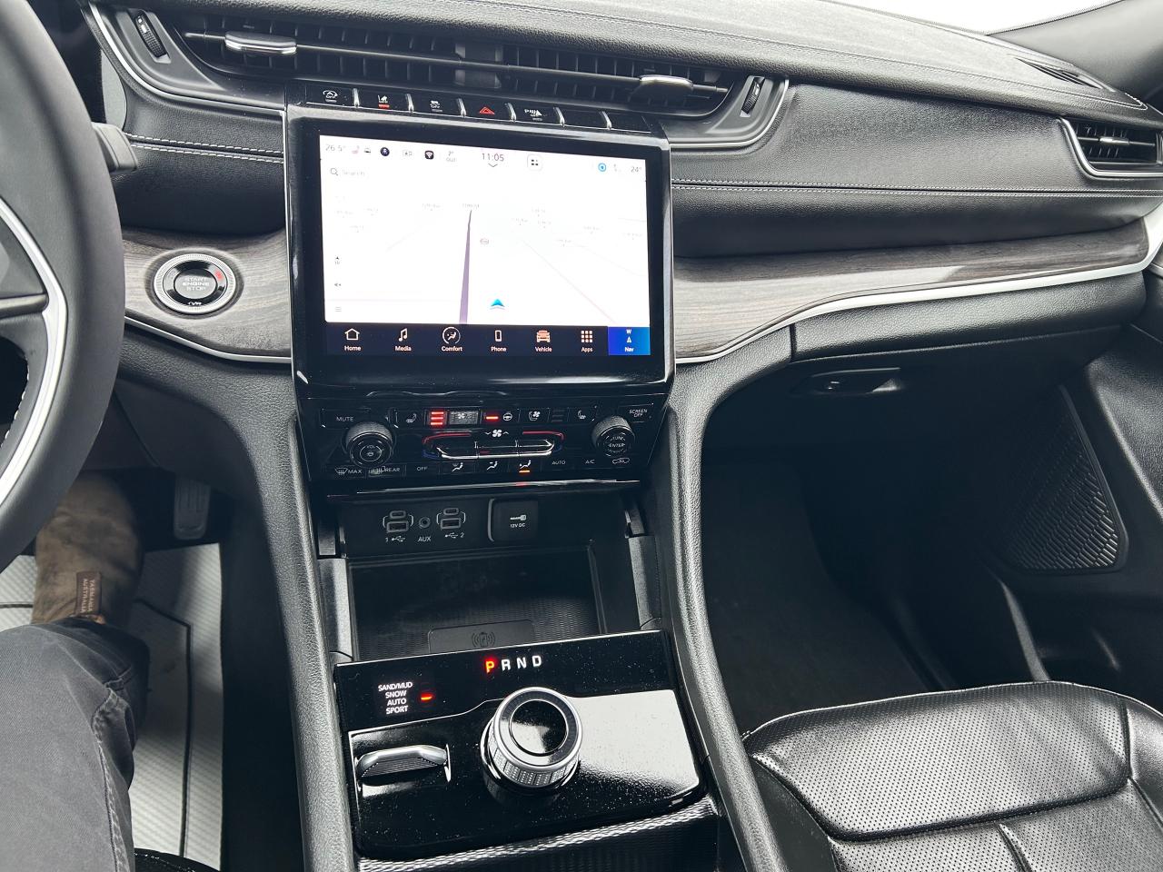 2024 Jeep Grand Cherokee L Limited 4dr 4x4 Photo