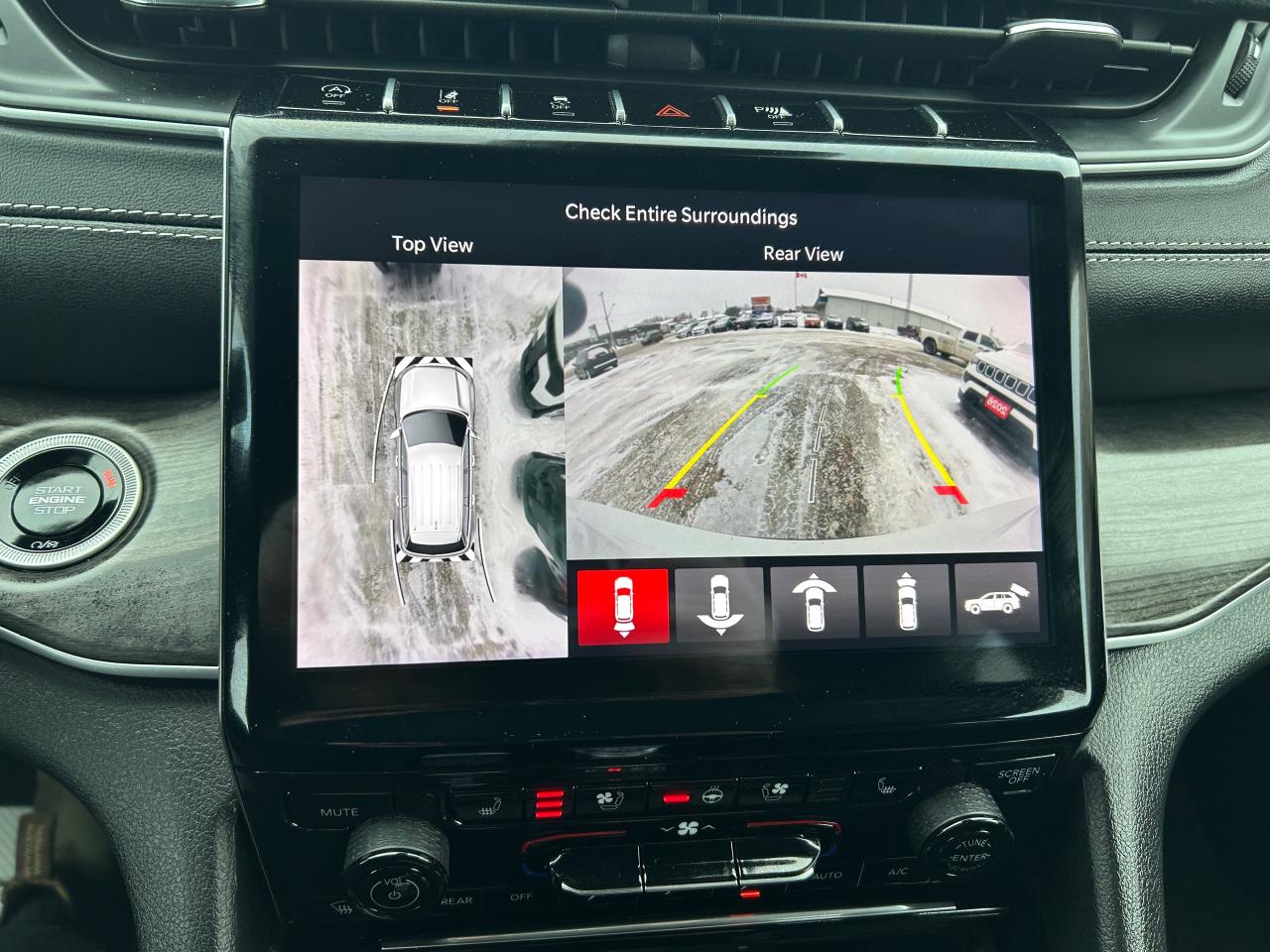 2024 Jeep Grand Cherokee L Limited 4dr 4x4 Photo