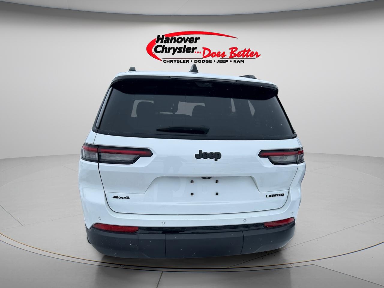 2024 Jeep Grand Cherokee L Limited 4dr 4x4 Photo3