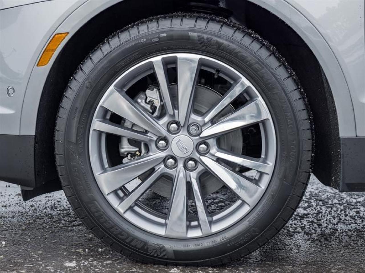 2026 Cadillac XT5 Premium Luxury 4dr All-Wheel Drive Photo3