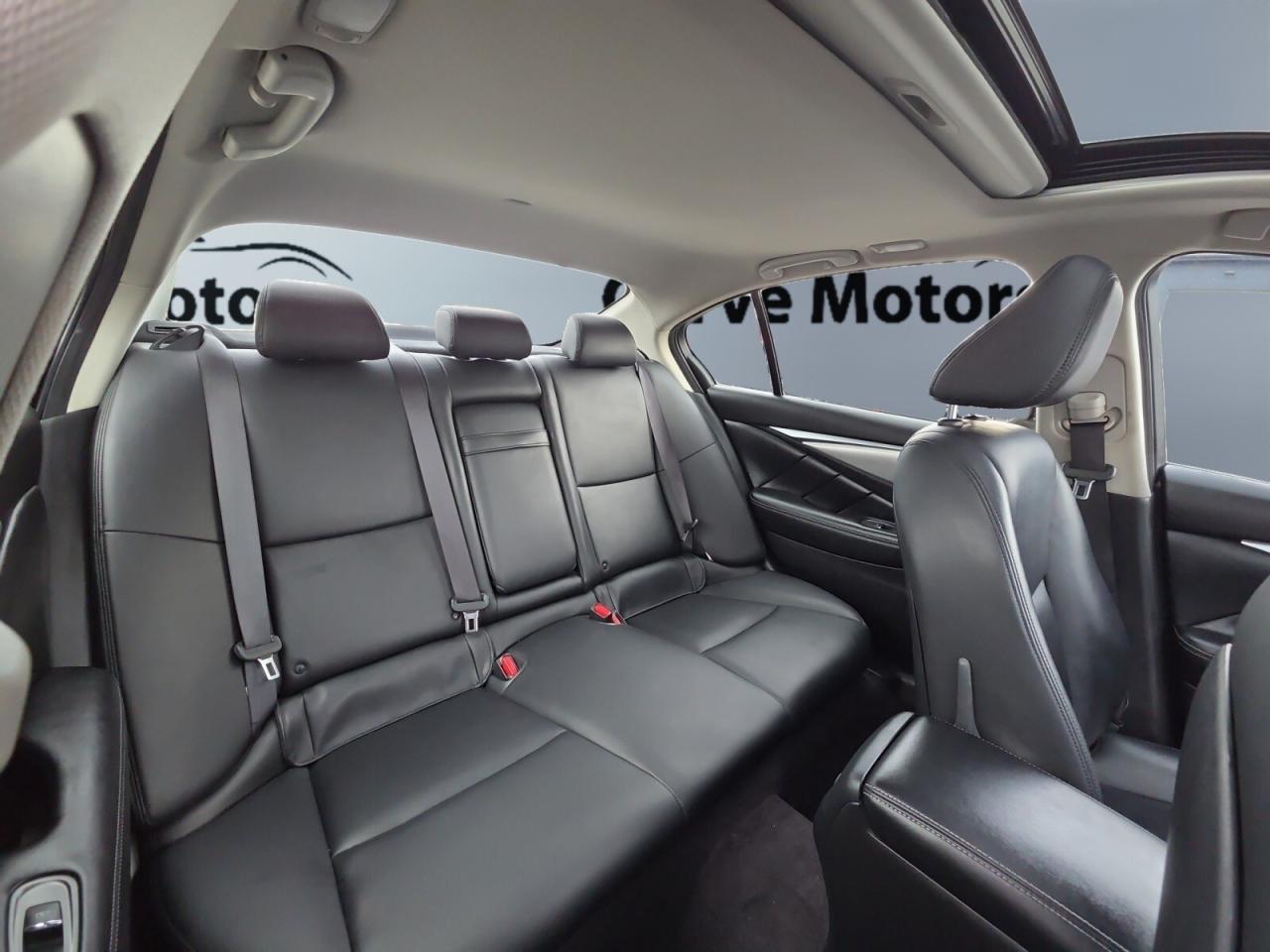 2021 Infiniti Q50 LUXE AWD *300 HP/NO ACCIDENTS/ROOF/CARPLAY/360 CAM Photo