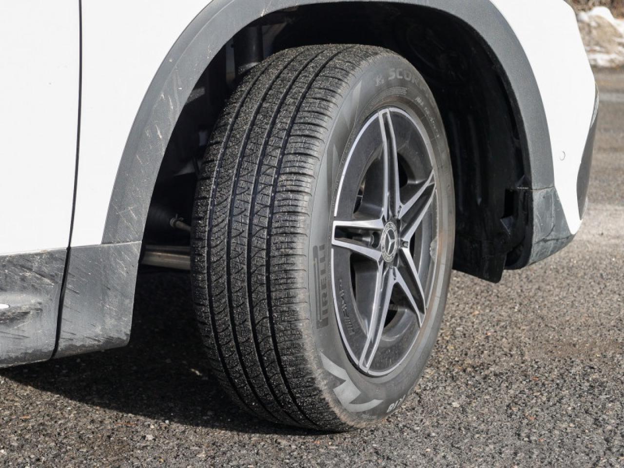 2025 Mercedes-Benz EQB 4MATIC SUV Photo