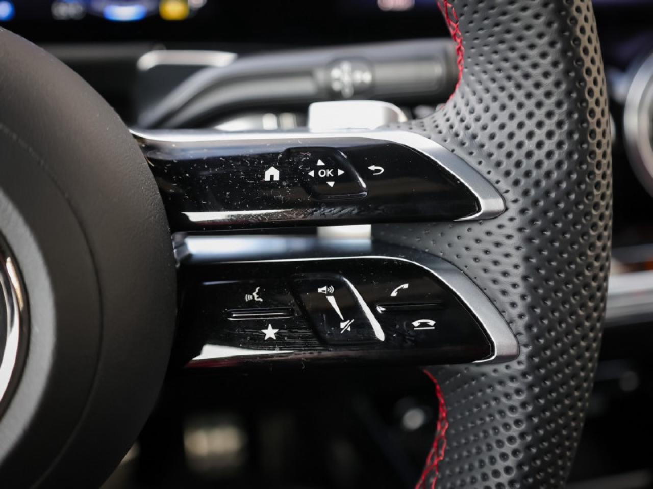 2025 Mercedes-Benz EQB 4MATIC SUV Photo