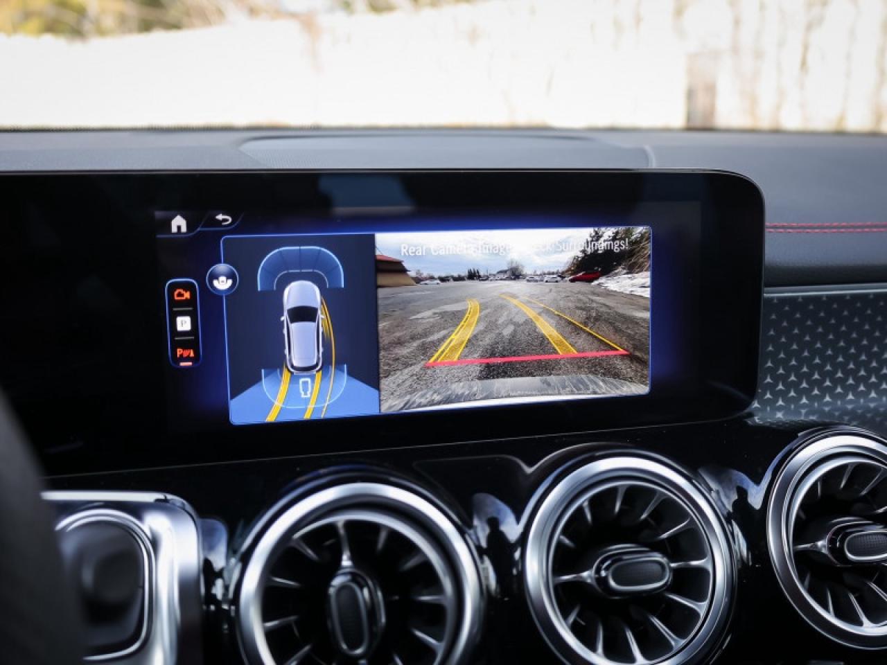 2025 Mercedes-Benz EQB 4MATIC SUV Photo