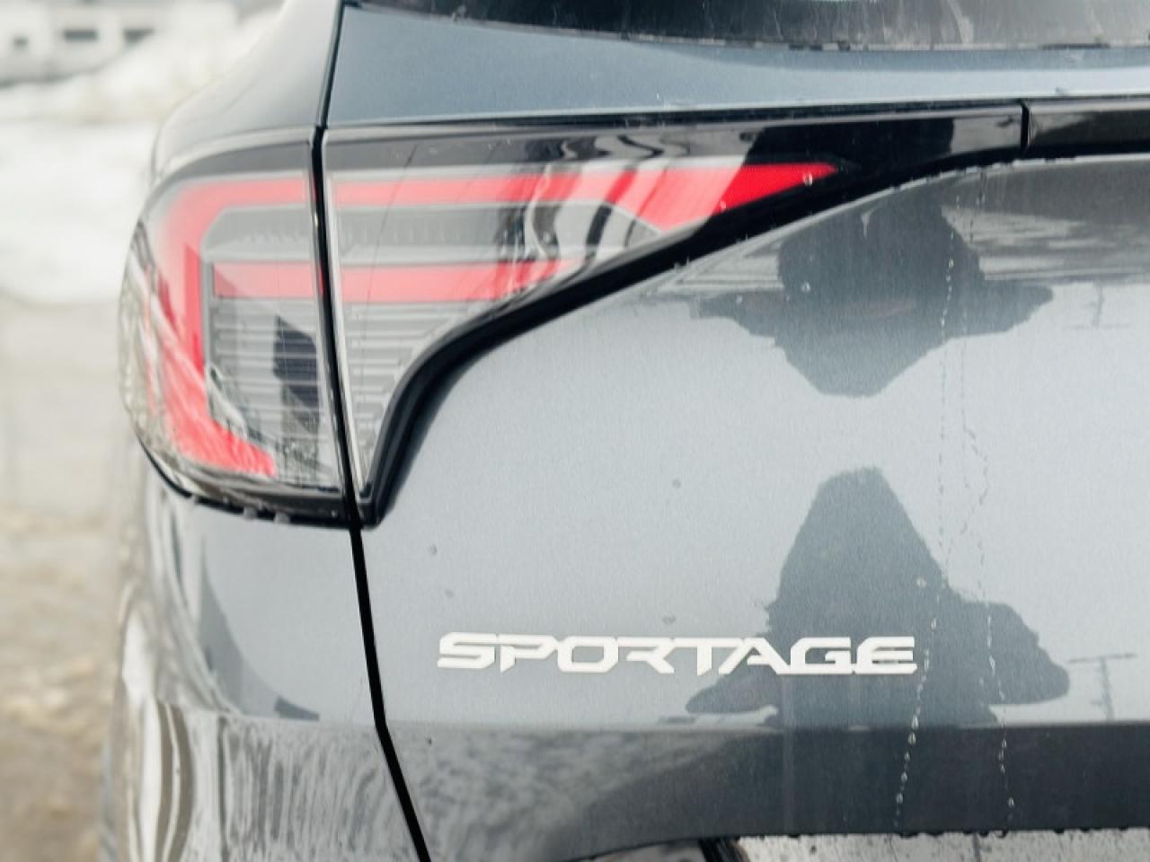 2026 Kia Sportage EX AWD Photo2