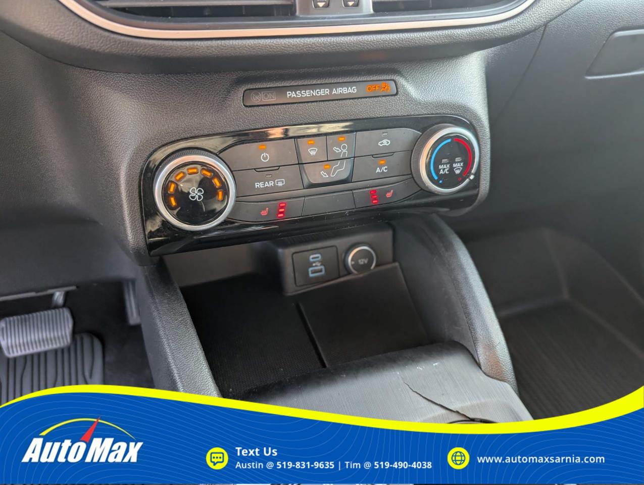 2021 Ford Escape SE 4dr All-Wheel Drive Photo