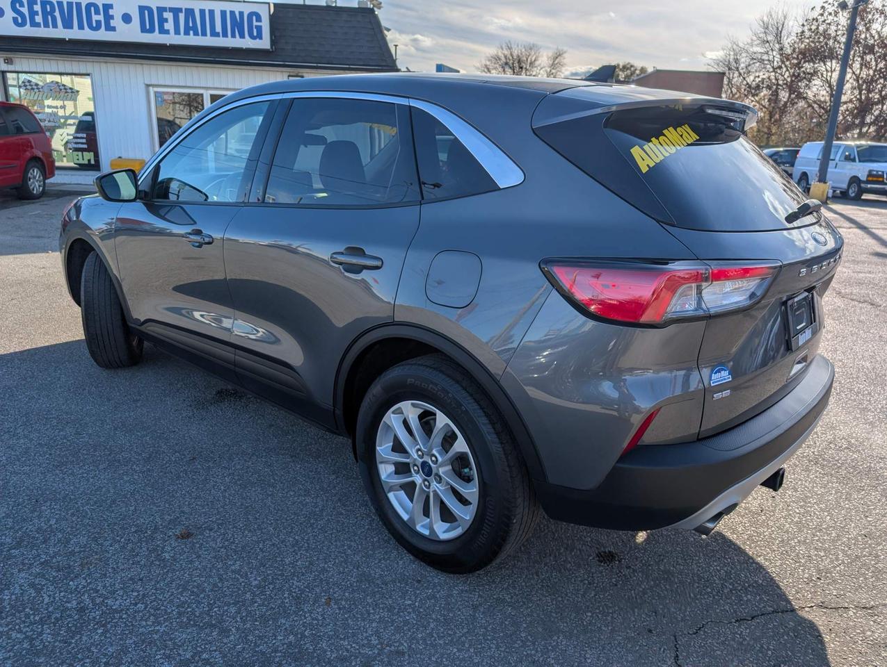 2021 Ford Escape SE 4dr All-Wheel Drive Photo