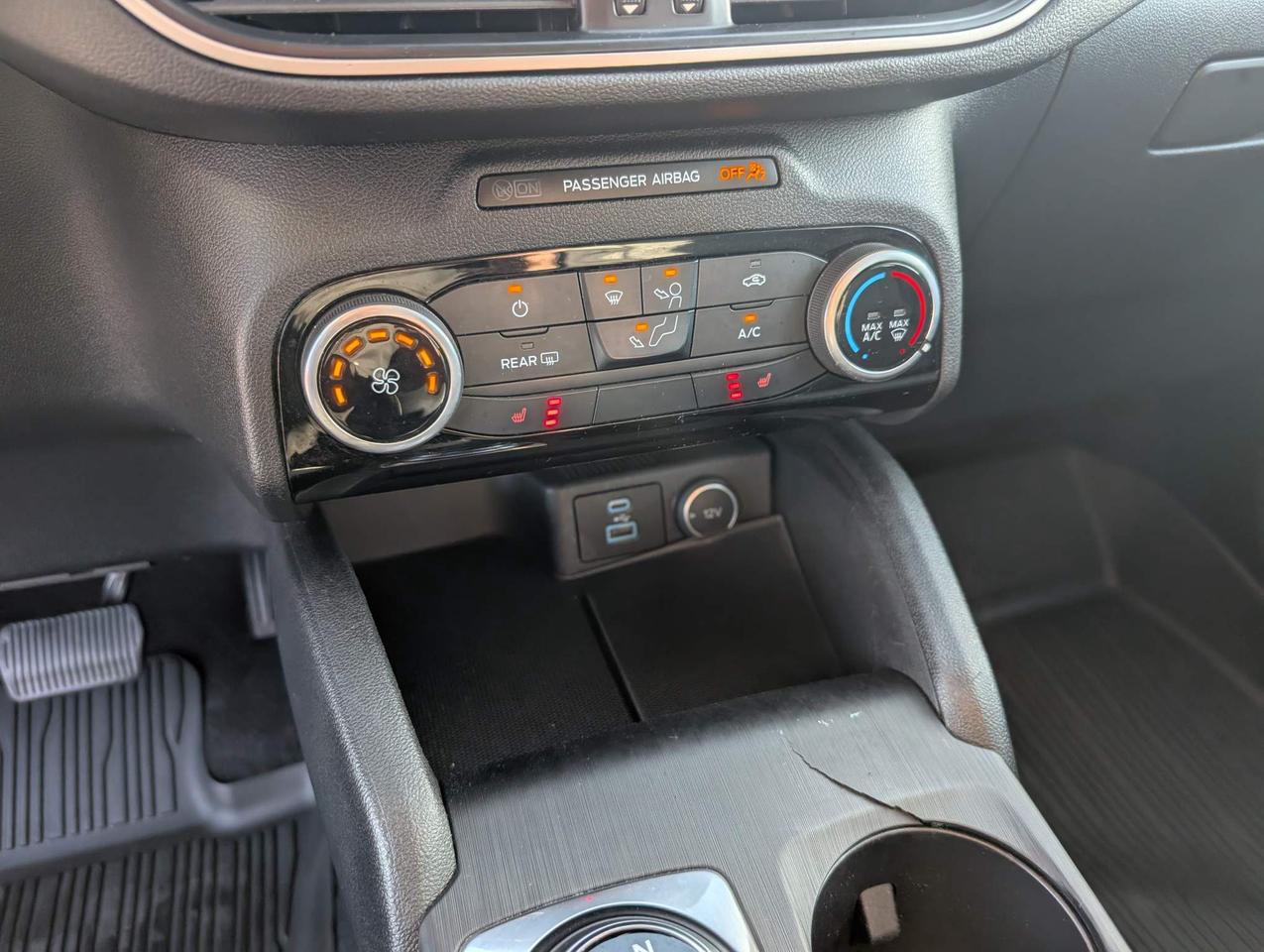 2021 Ford Escape SE 4dr All-Wheel Drive Photo