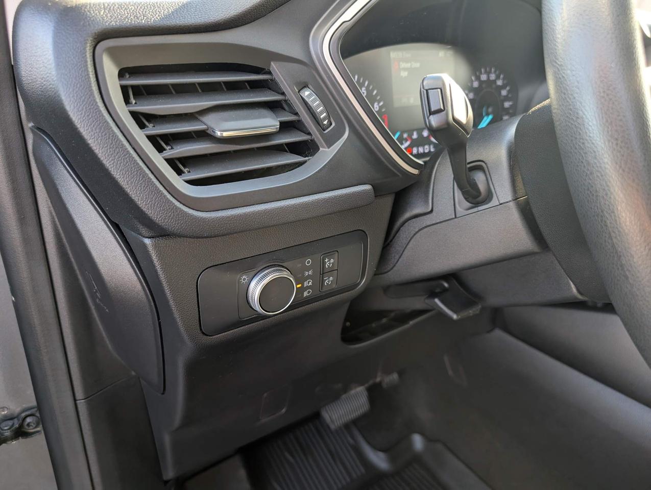 2021 Ford Escape SE 4dr All-Wheel Drive Photo