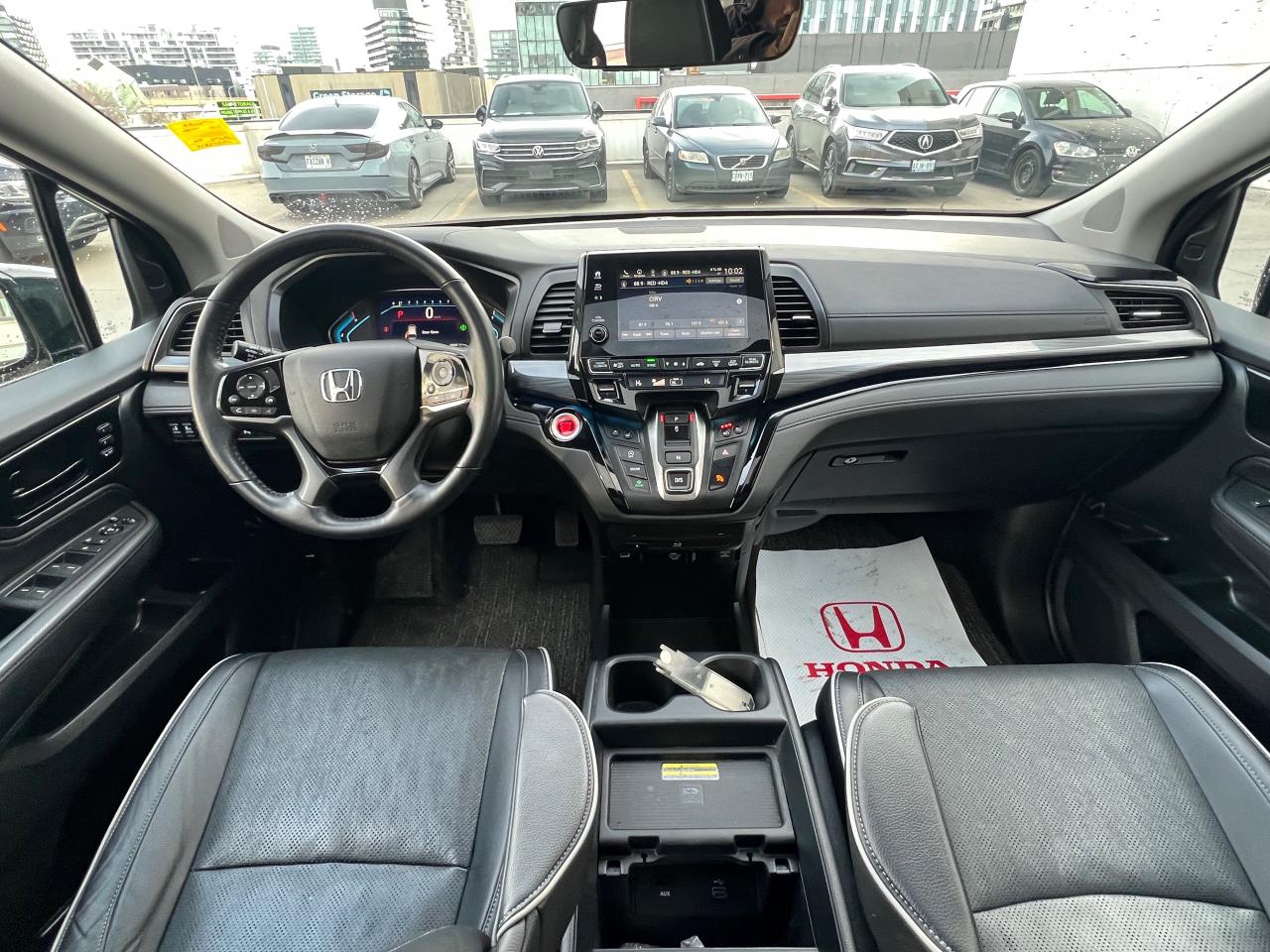 2022 Honda Odyssey Touring Passenger Van Photo