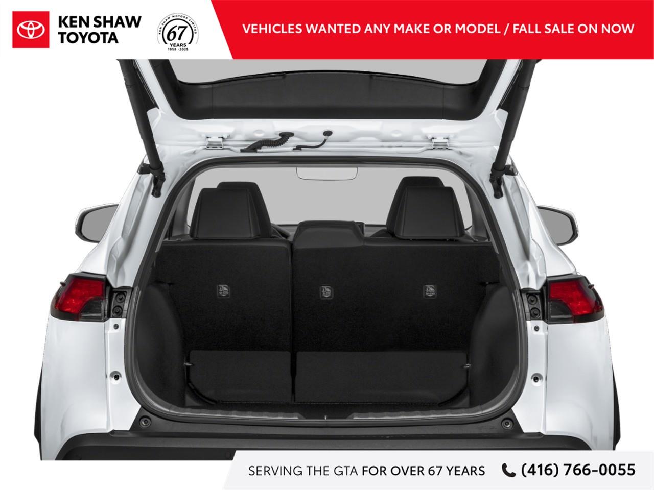 2022 Toyota Corolla Cross XLE 4dr All-Wheel Drive Photo