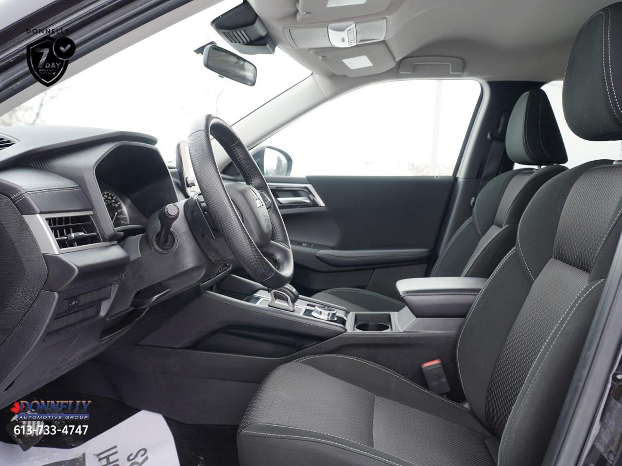 2024 Mitsubishi Outlander  Photo