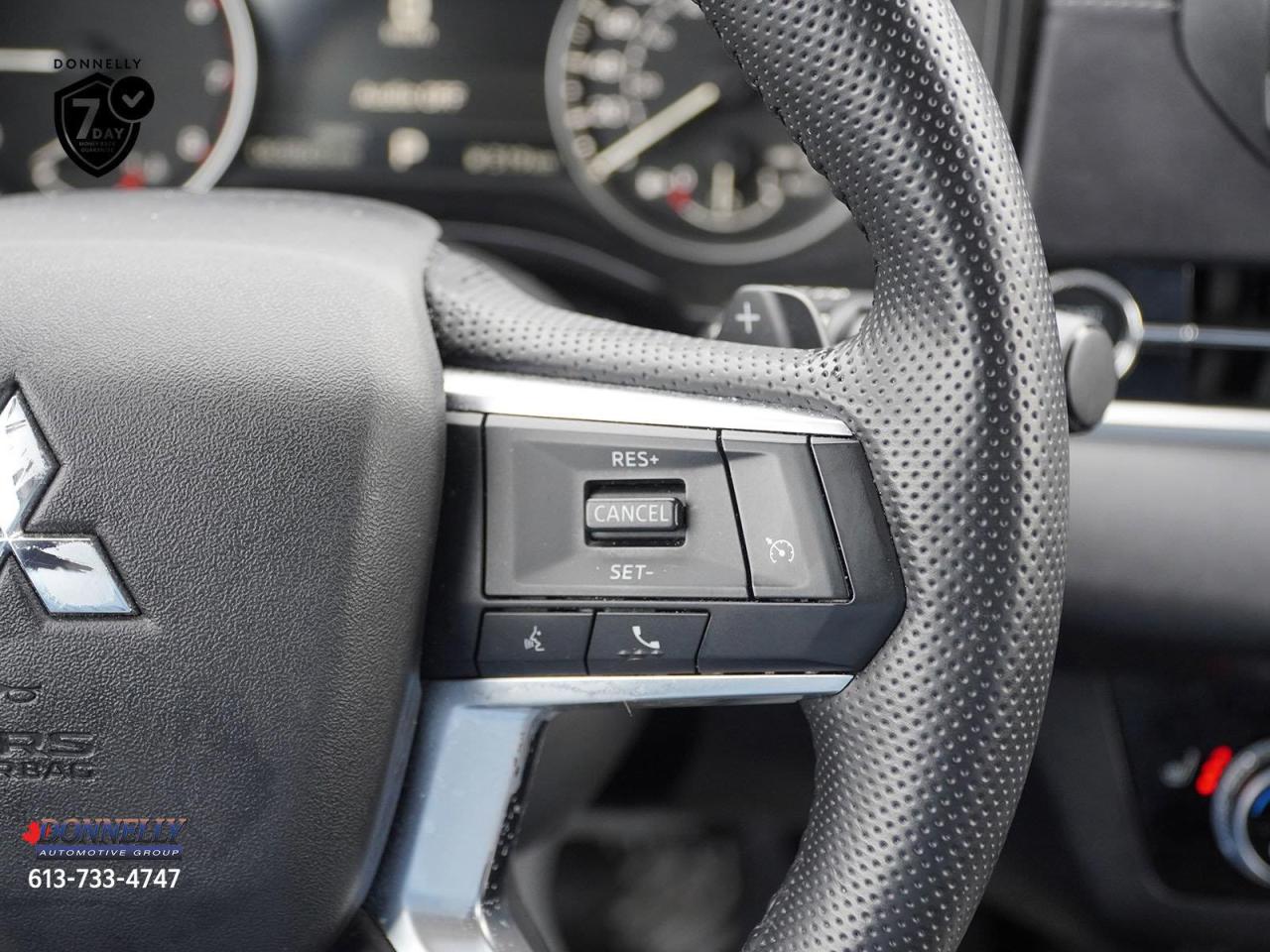 2024 Mitsubishi Outlander  Photo