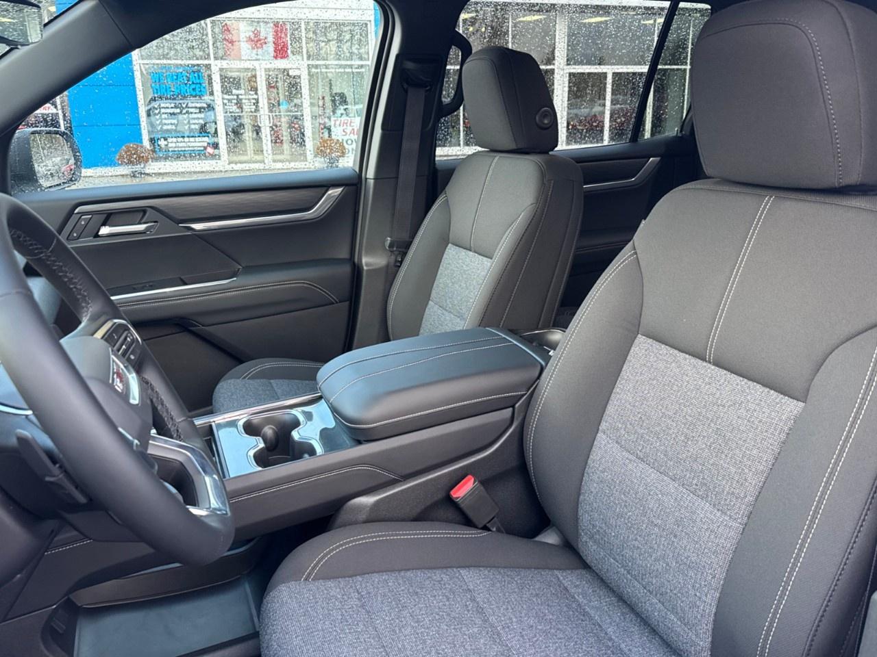 2026 GMC Acadia AWD Elevation Photo