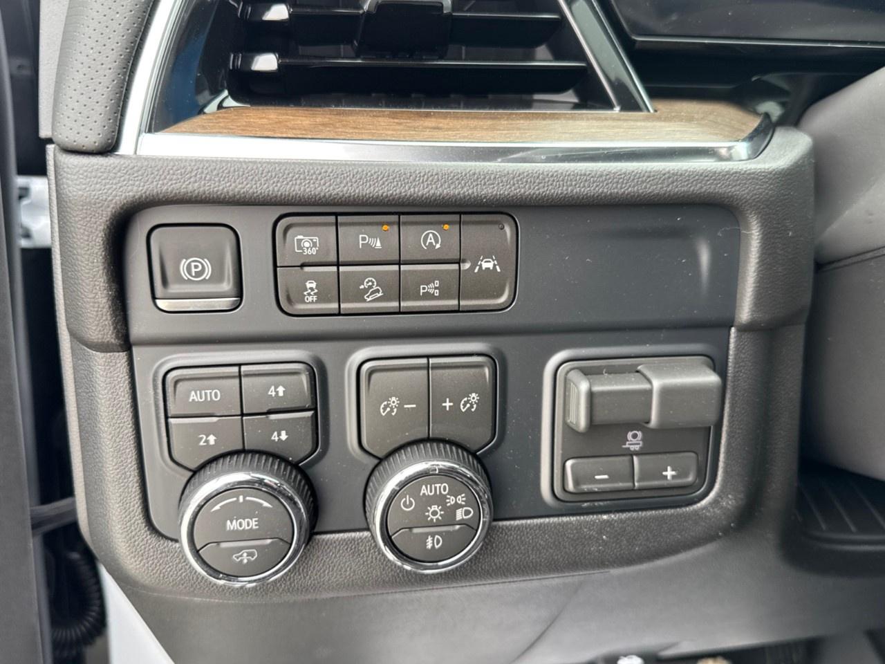 2026 Chevrolet Tahoe 4WD 4dr High Country Photo