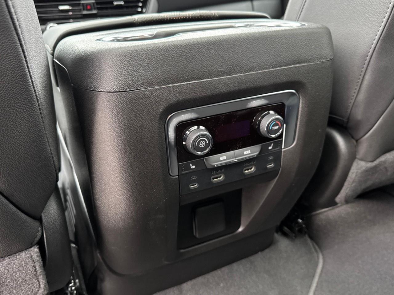 2026 Chevrolet Tahoe 4WD 4dr High Country Photo