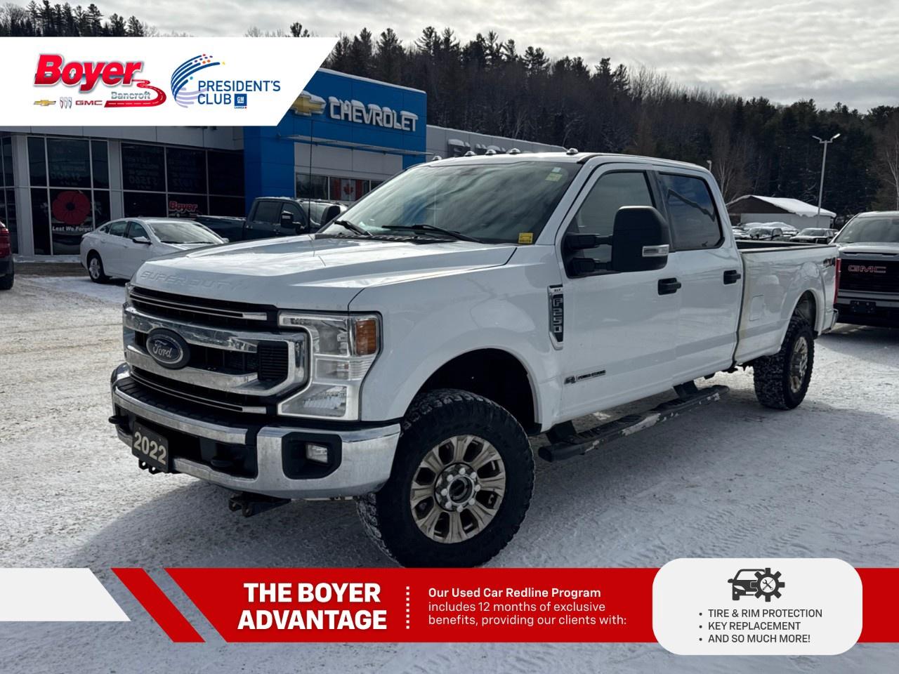 2022 Ford SUPER DUTY F-250 SRW XLT 4WD Crew Cab 8' Box Photo