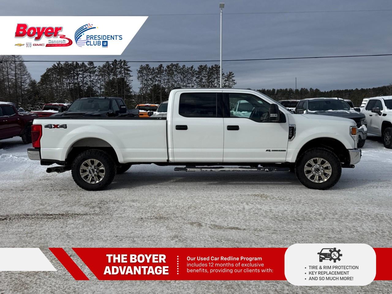 2022 Ford SUPER DUTY F-250 SRW XLT 4WD Crew Cab 8' Box Photo