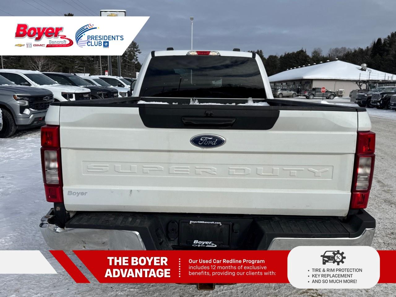 2022 Ford SUPER DUTY F-250 SRW XLT 4WD Crew Cab 8' Box Photo
