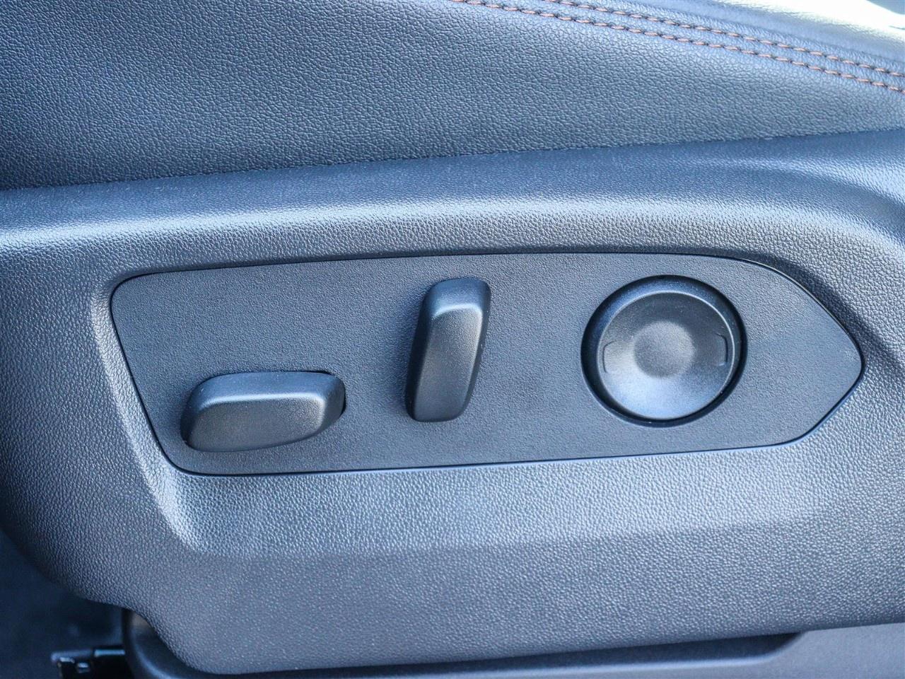 2026 GMC Sierra 1500 Crew Cab Short Box 4-Wheel Drive AT4 Photo