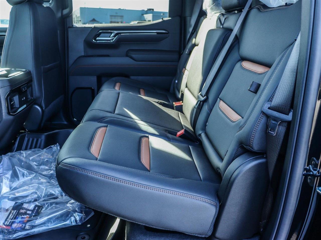 2026 GMC Sierra 1500 Crew Cab Short Box 4-Wheel Drive AT4 Photo