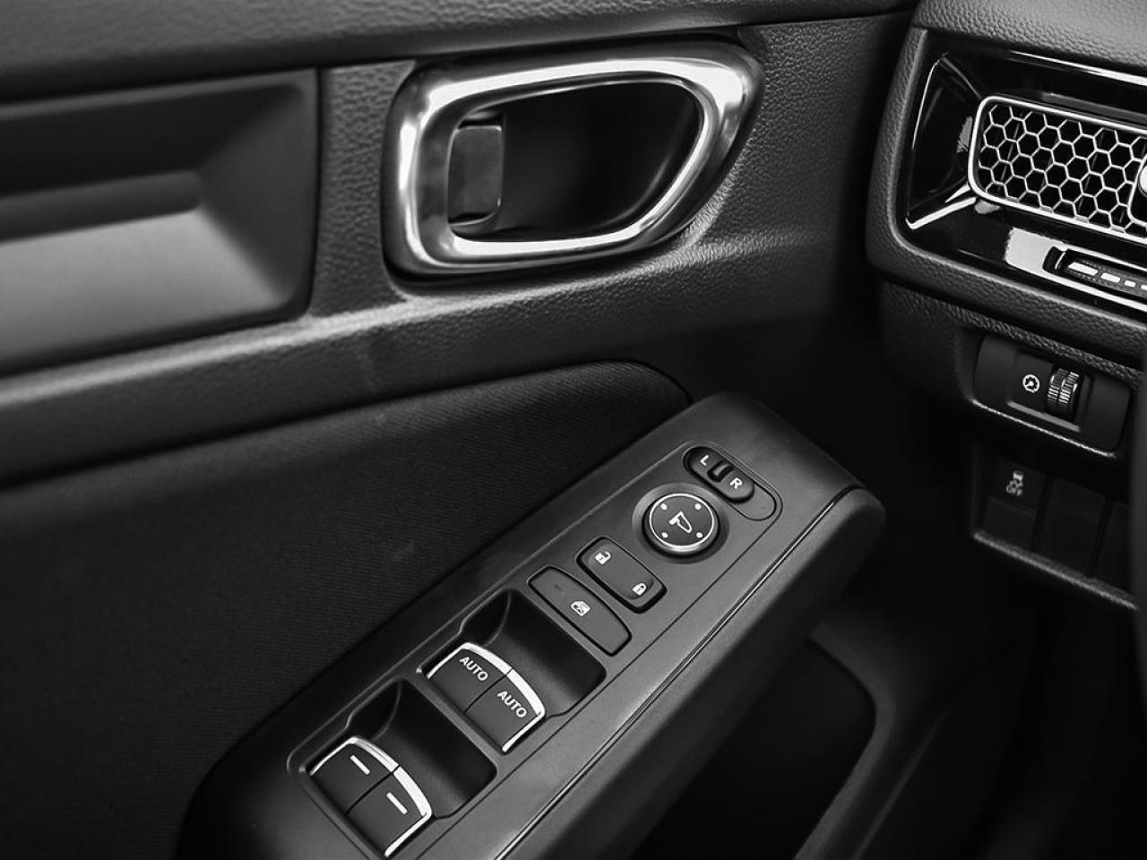 2026 Honda Civic Sport 4dr Hatchback Photo