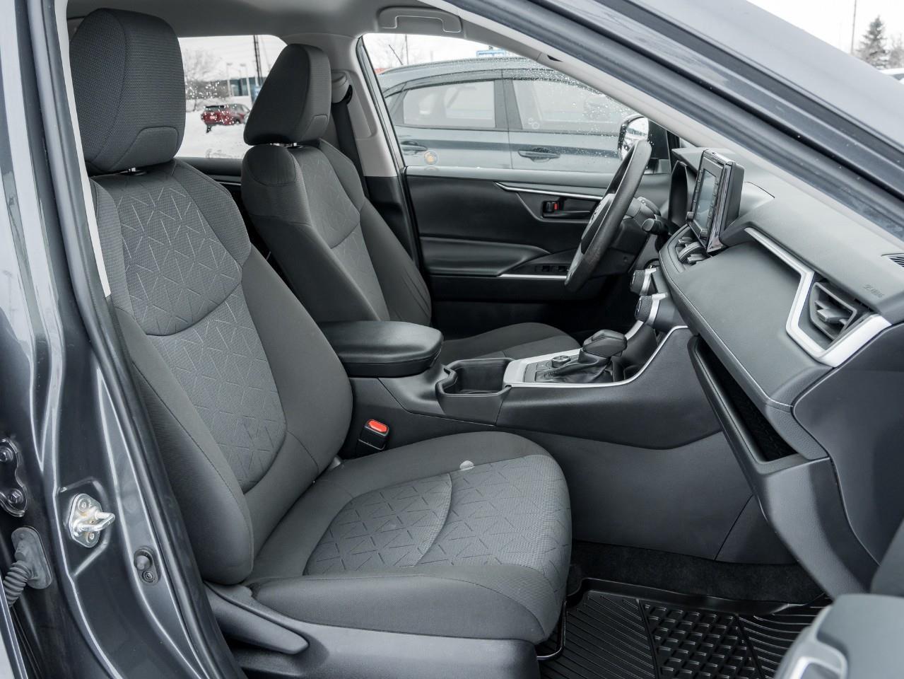 2022 Toyota RAV4 Hybrid LE 4dr All-Wheel Drive Photo