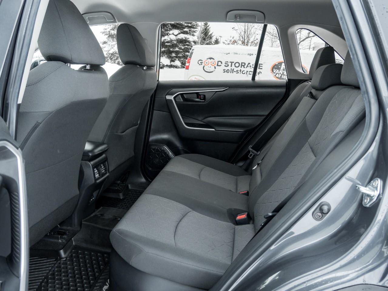 2022 Toyota RAV4 Hybrid LE 4dr All-Wheel Drive Photo