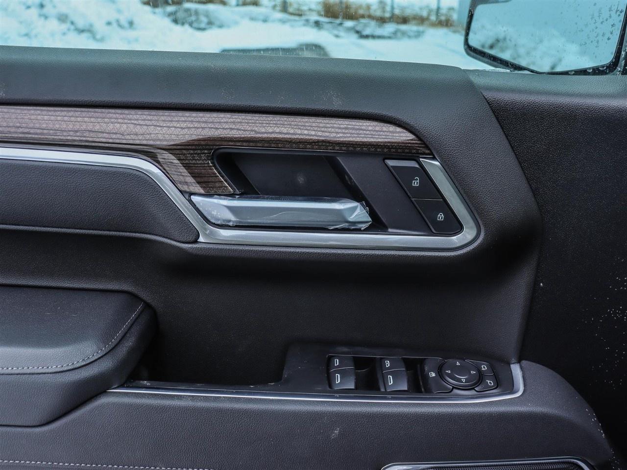 2026 Chevrolet Silverado 1500 Crew Cab Short Box 4-Wheel Drive RST Photo