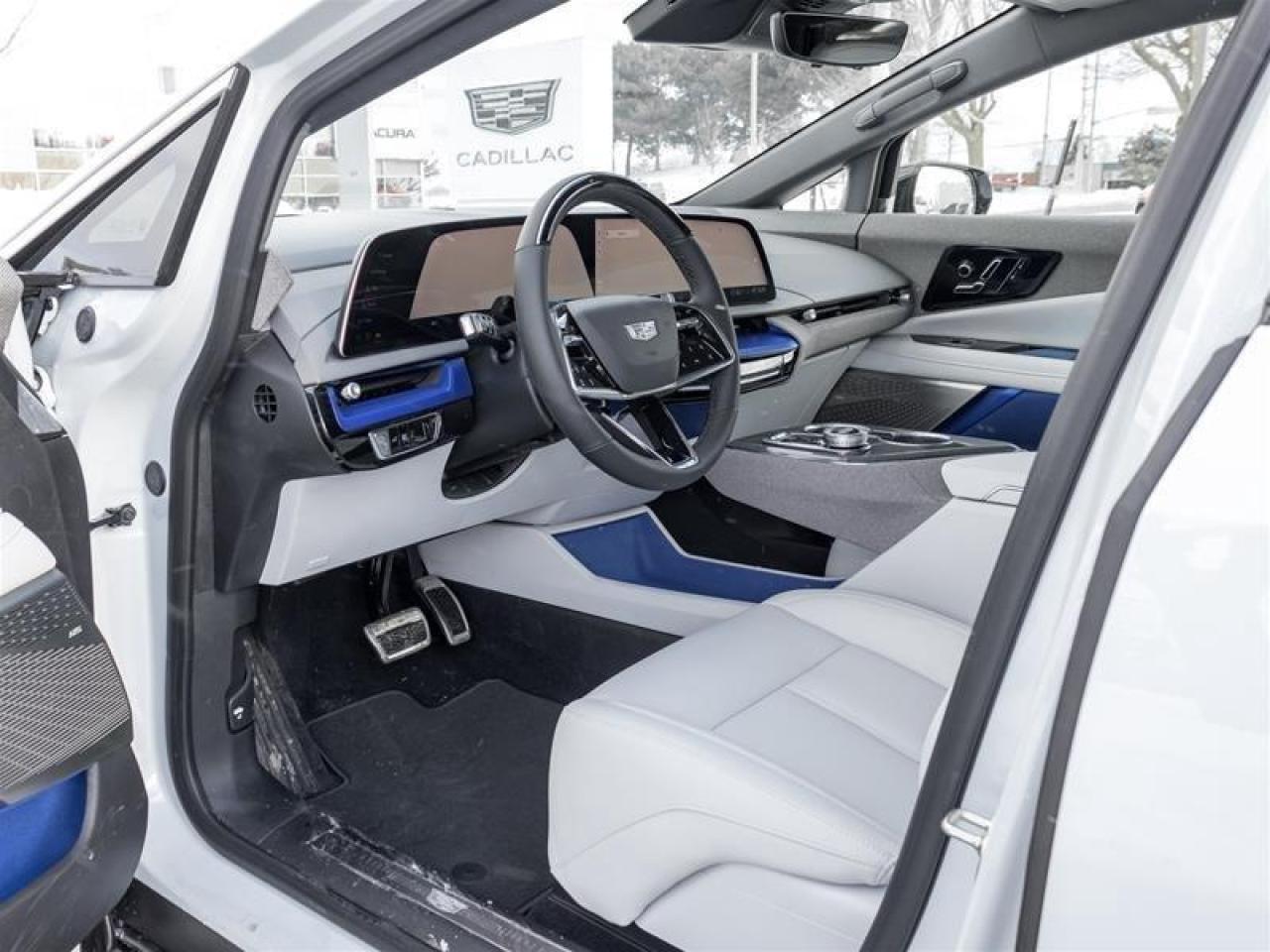 2026 Cadillac OPTIQ Luxury 4dr Photo