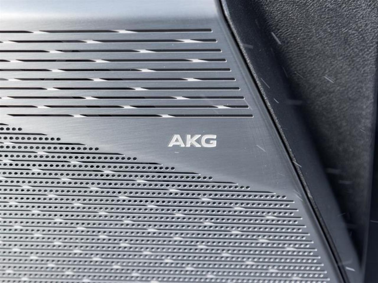 2026 Cadillac OPTIQ Luxury 4dr Photo