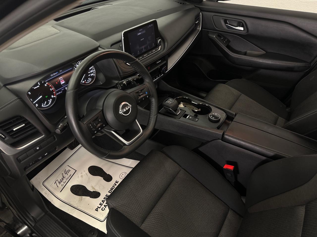 2024 Nissan Rogue SV Moonroof 4dr All-Wheel Drive Sport Utility Photo