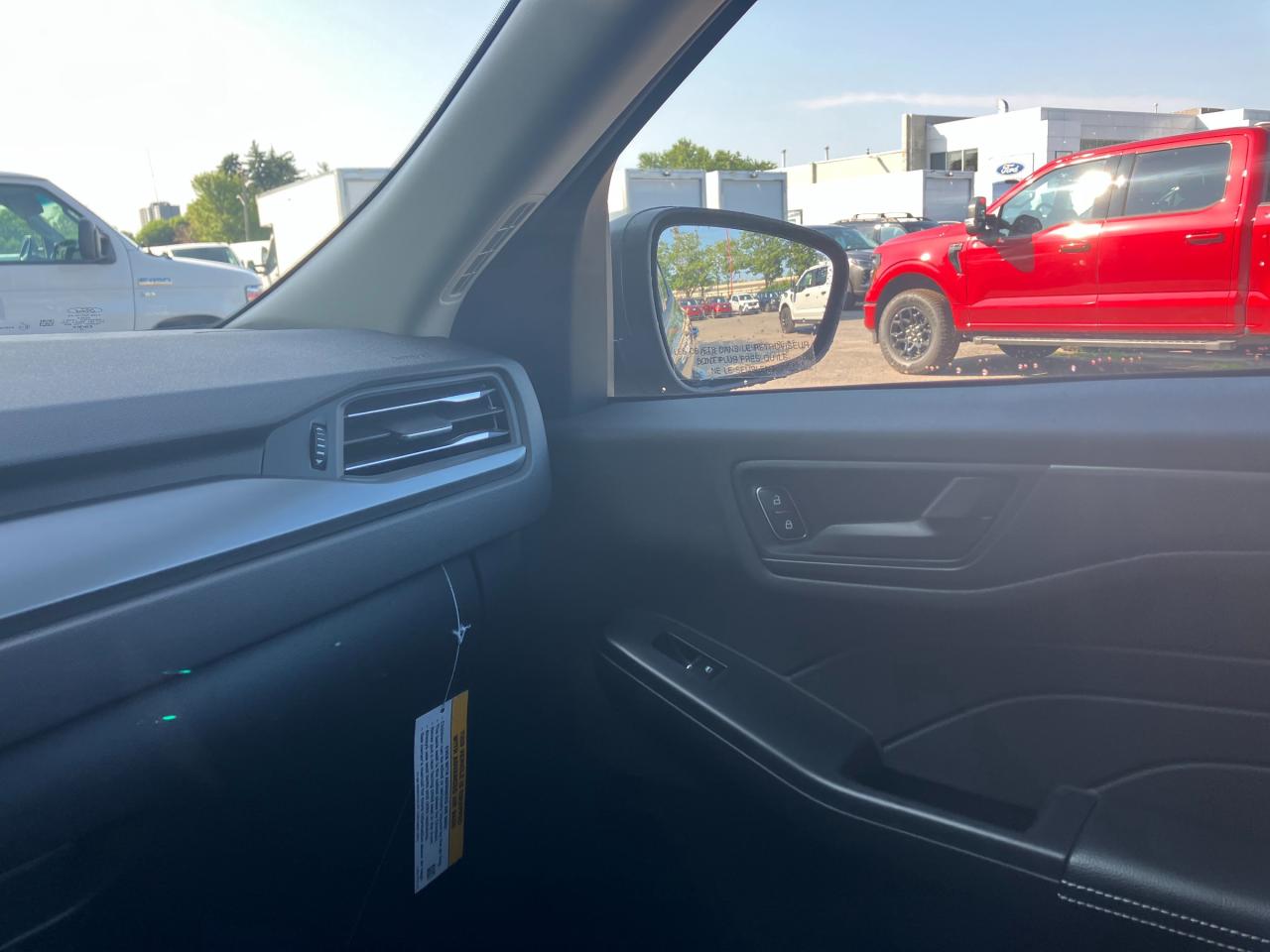 2025 Ford Escape Active 4dr Front-Wheel Drive Photo