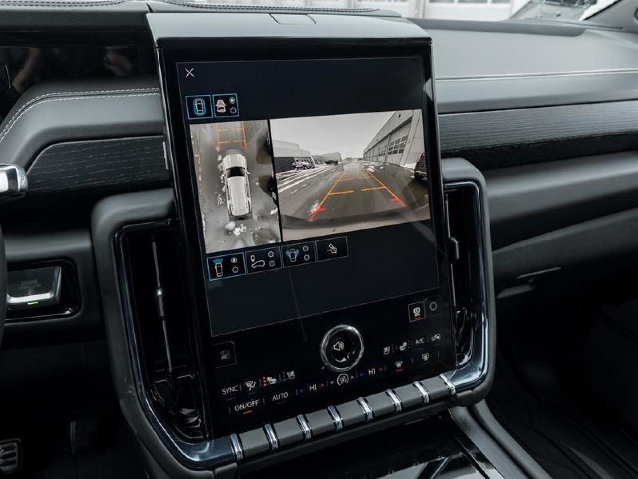 2026 GMC Yukon AT4 Ultimate 4dr 4x4 Photo