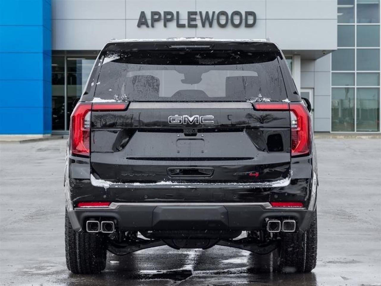2026 GMC Yukon AT4 Ultimate 4dr 4x4 Photo