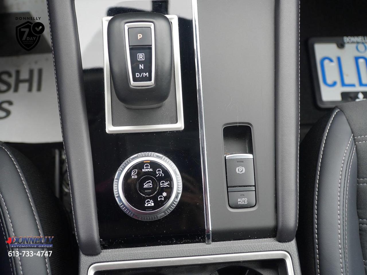 2024 Mitsubishi Outlander  Photo