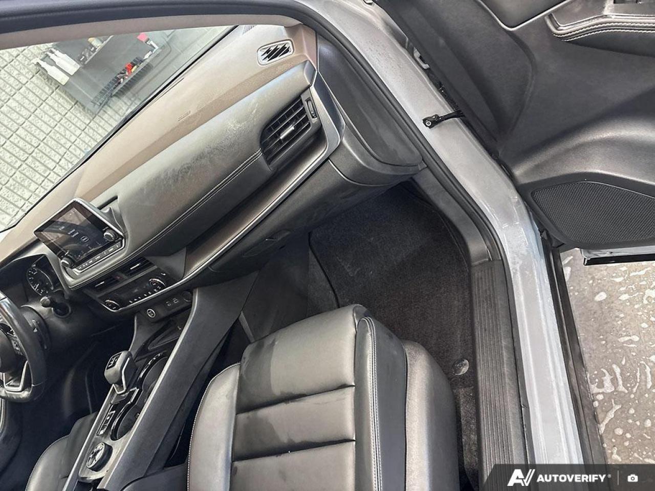 2023 Nissan Rogue SV Midnight Edition 4dr All-Wheel Drive Sport Utility Photo