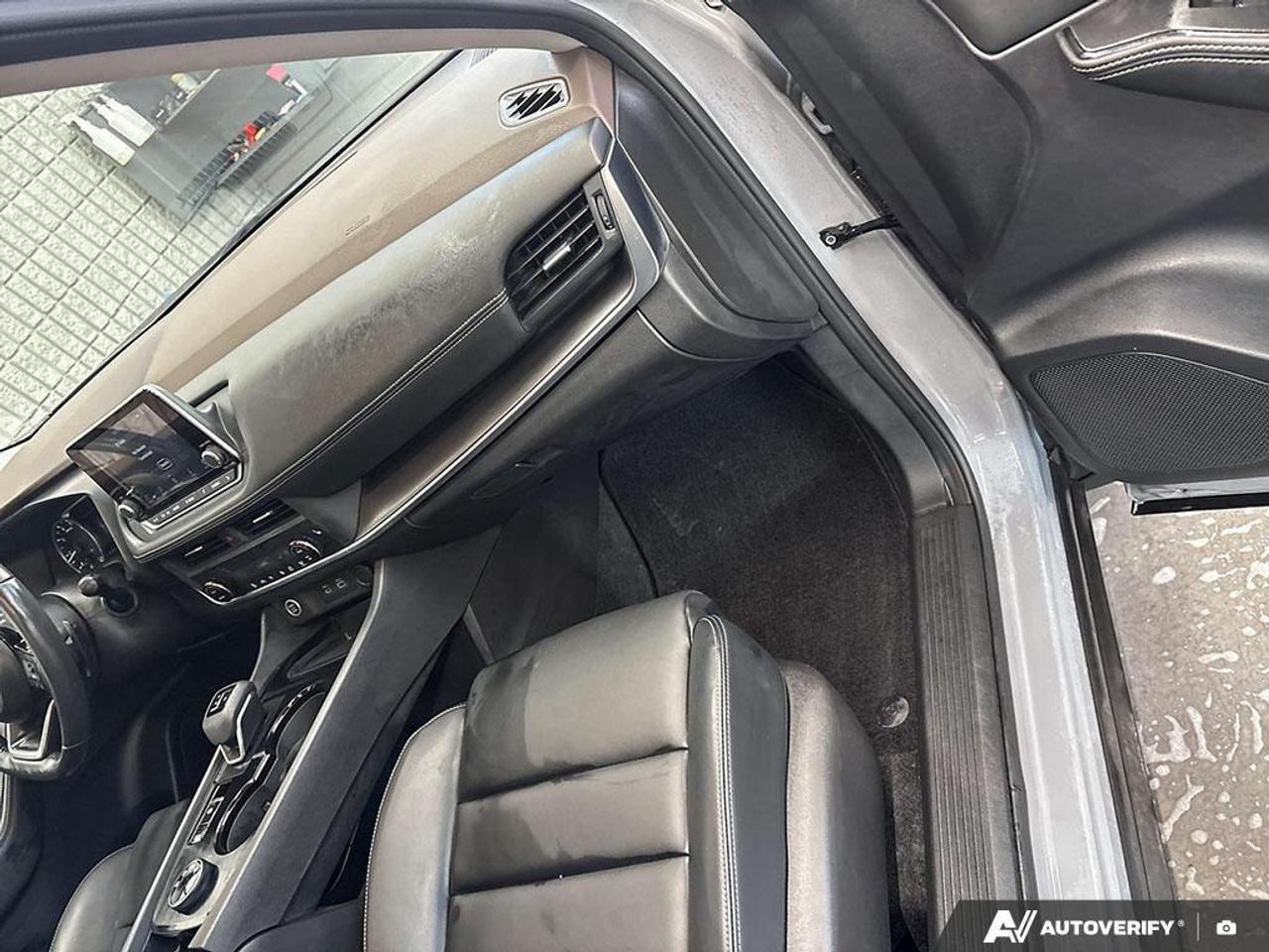 2023 Nissan Rogue SV Midnight Edition 4dr All-Wheel Drive Sport Utility Photo