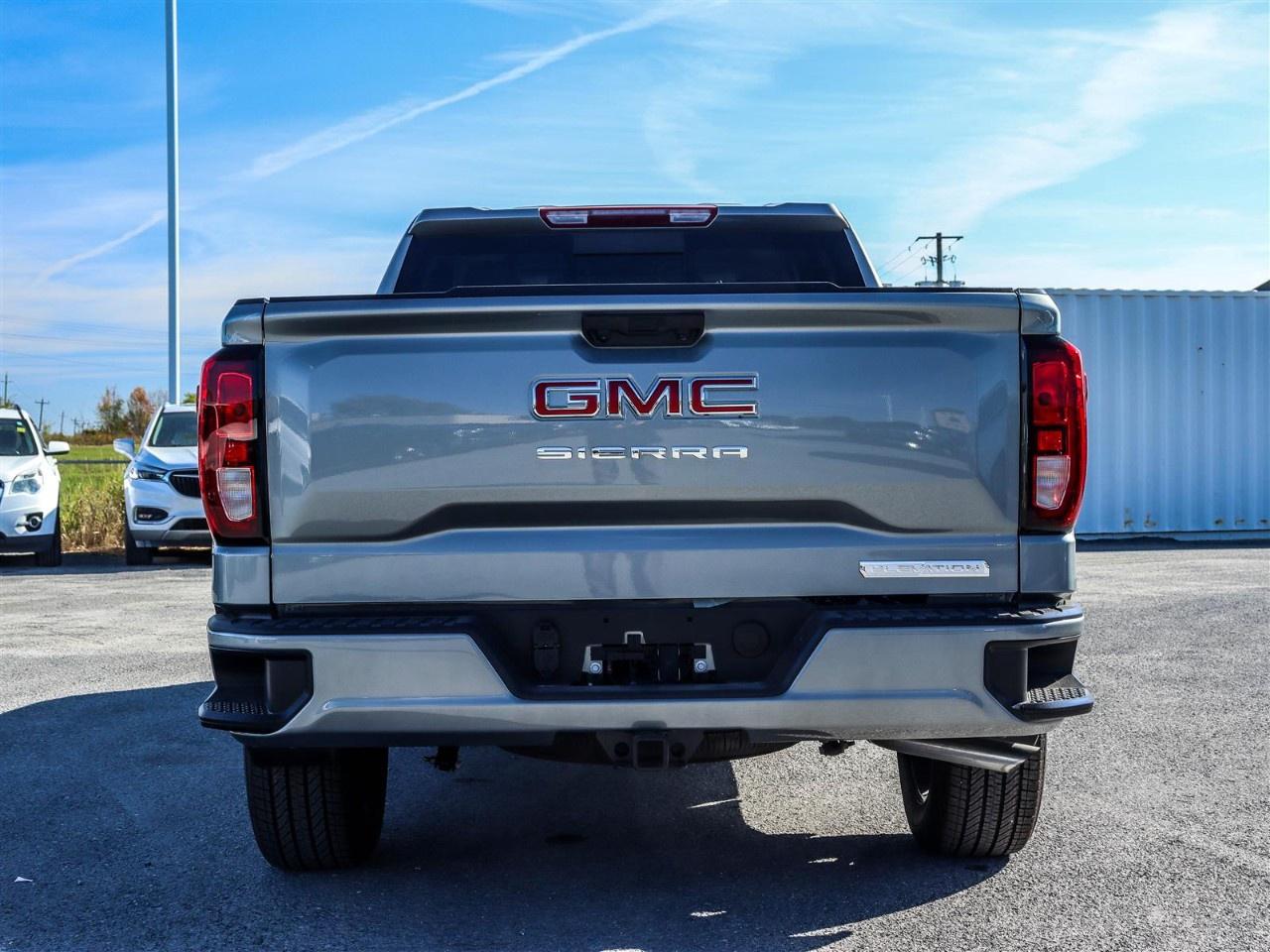 2026 GMC Sierra 1500 Crew Cab Standard Box 4-Wheel Drive Elevation Photo3