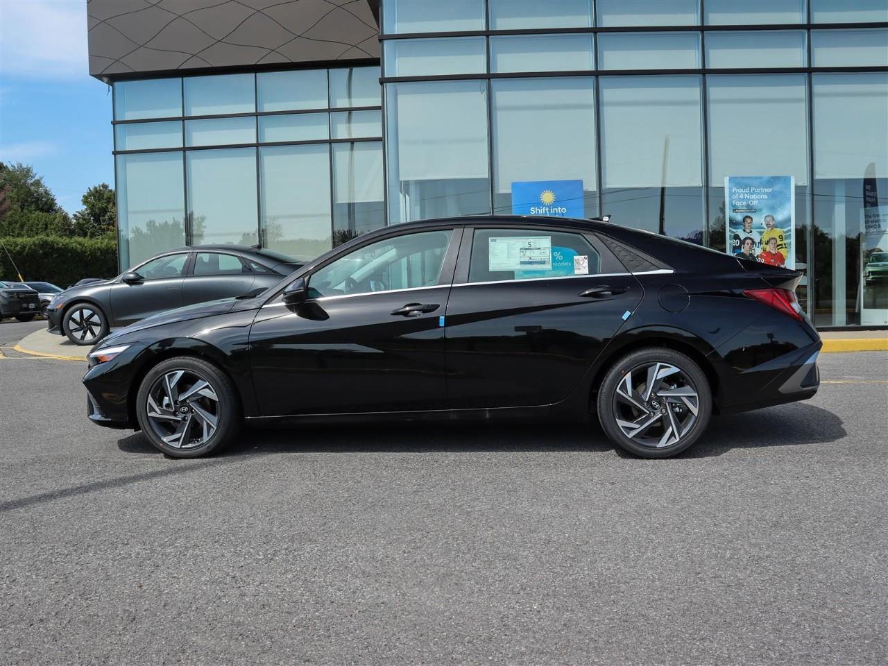 2025 Hyundai Elantra HEV Luxury 4dr Sedan Photo